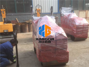 手扶壓路機(jī)的操作事項